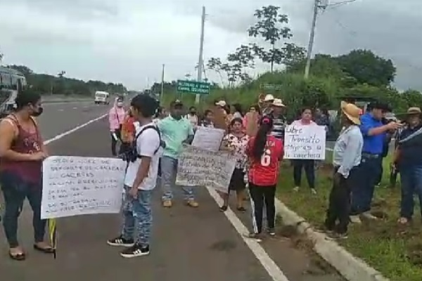 Después de varias protestas y cierre de calle, los moradores tendrán el proyecto carretero que tanto han esperado. Foto. Archivo