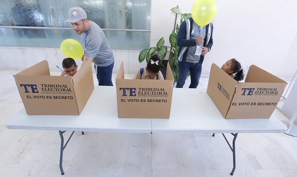 La actividad se realizará en 31 centros de votación el mismo día de las elecciones. Foto: Cortesía TE