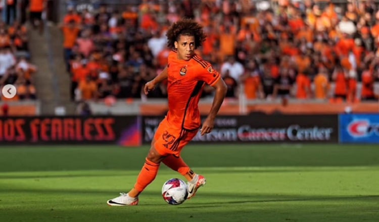 El panameño Adalberto 'Coco' Carrasquilla, jughador del Houston Dynamo. Foto: Instagram