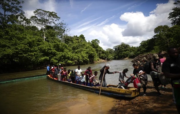 La migración por la peligrosa selva de Darién no se detiene. Foto: EFE