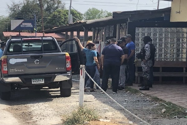 Por este hecho de sangre  no hay aprehendidos a pesar de los innumerables operativos realizados, incluyendo en los puntos de acceso a la provincia. Foto.Thays  Domínguez