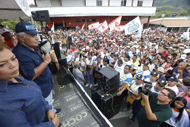 José Raúl Mulino tuvo una multitudinaria acogida en El Copé. Foto: Cortesía