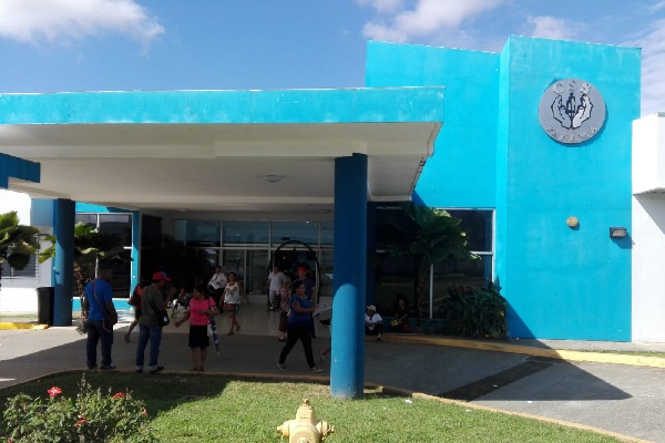 El doctor Bernardo Dutary de 65 años de edad, laboraba en el hospital Ezequiel Abadía en Soná . Foto. Melquiades Vásquez