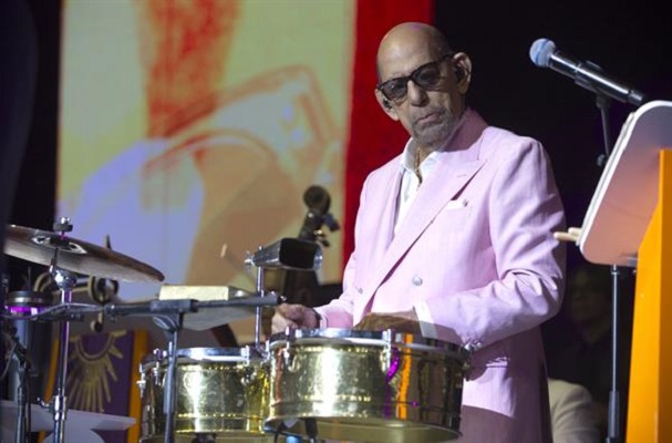 El timbalero Willie Rosario. Foto: EFE