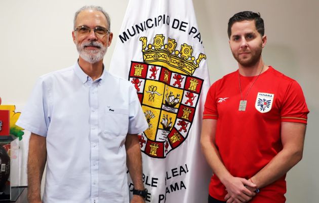 Reunión entre José Luis Fábrega y Mayer Mizrachi. Foto: Cortesía