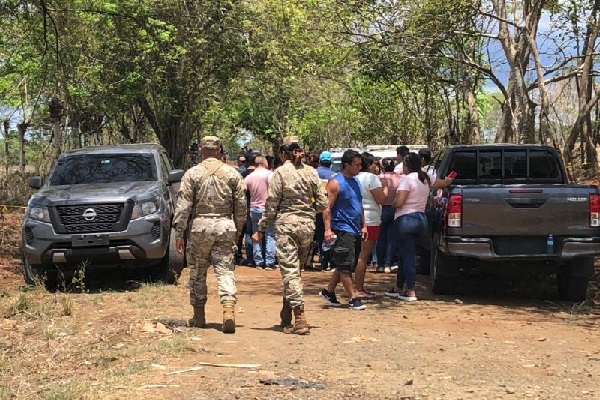 Extraoficialmente, se informó que no fue posible visualizar heridas en el cuerpo de la víctima, debido a su estado de descomposición. Foto. Thays Domíbguez