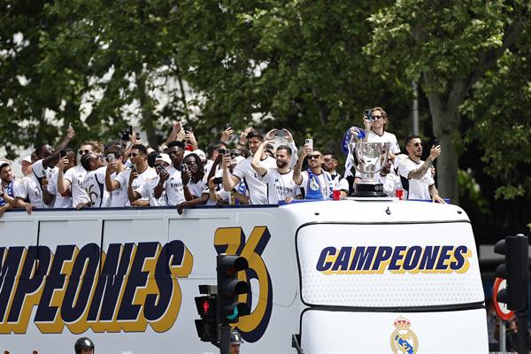 Real Madrid festeja su título 36 de LaLiga. Foto: EFE