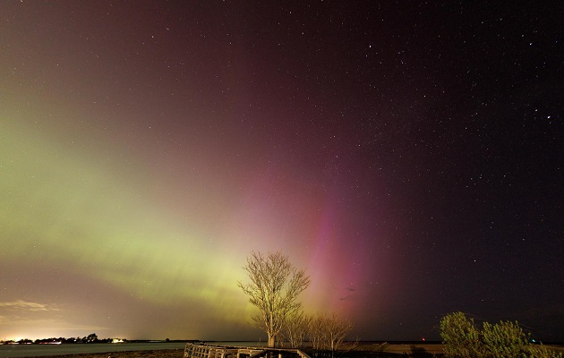 La tormenta solar permitió ver auroras en múltiples lugares este fin de semana. Foto: EFE