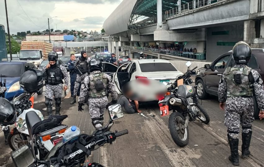 Entre los detenidos hay un menor de edad. Foto: Cortesía Policía Nacional