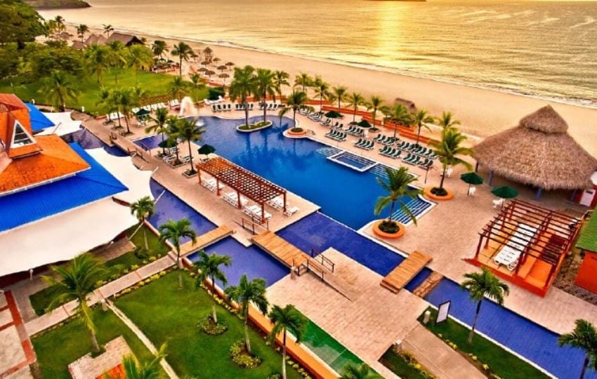 Wyndham Hotels & Resorts y Decameron All Inclusive Hotels and Resorts firmaron una gran alianza comercial que incluye mejores  procesos y acceso a  tecnologías. Cortesía Decameron