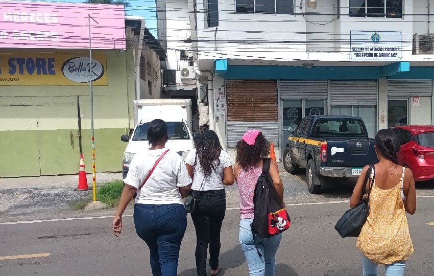 El estafador se hacia pasar por funcionario del Miviot, del MIdes, o de una iglesia evangélica. Foto. Melquíades Vásqeuza