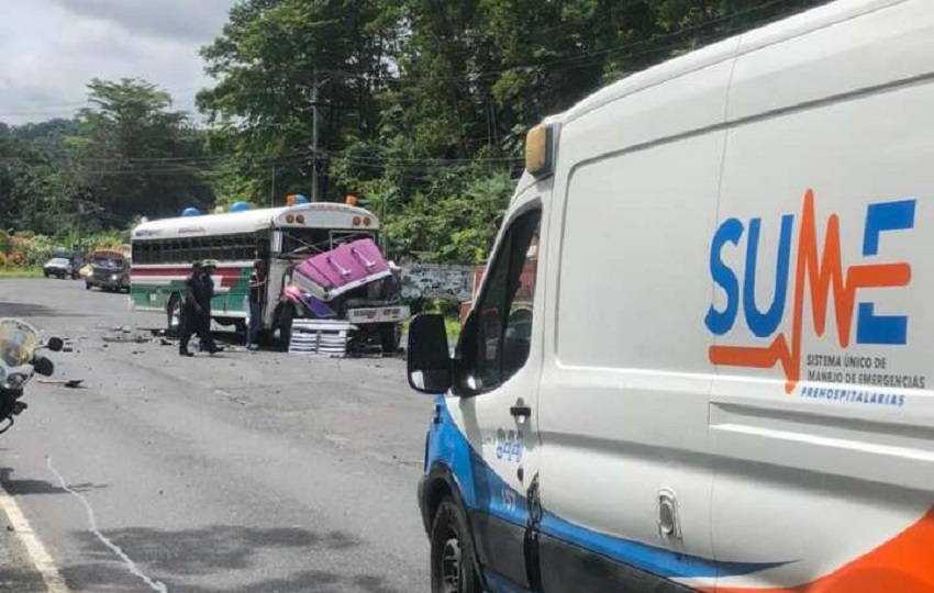 El conductor del camión volquete se dio a la fuga. Foto. Diomedes Sánchez