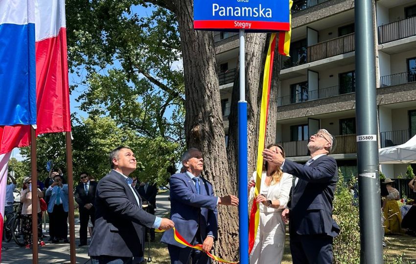 Designación de Calle Panamá en Varsovia. Foto: Cortesía
