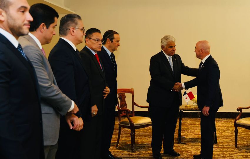 Reunión entre el gobierno de Panamá y Estados Unidos. Foto: Cortesía