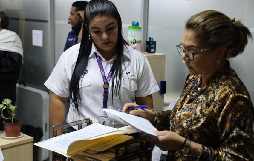 La ministra y su equipo realizaron una serie de visitas a los Centros de Atención Integral en Arraiján, La Chorrera y Penonomé como parte de las estrategias del plan operativo. Foto. Cortesía