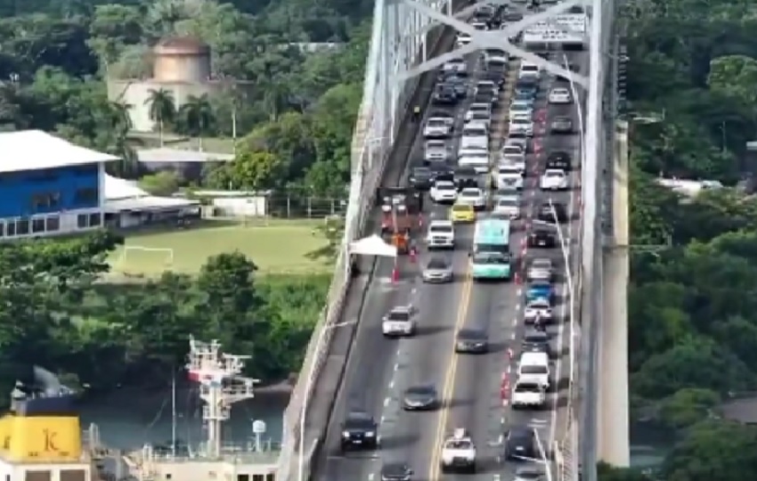 Se espera que con la modificación en la inversión de carriles se pueda desahogar rápidamente el trayecto de 30 km entre Panamá y La Chorrera. Foto. Proteger y Servir