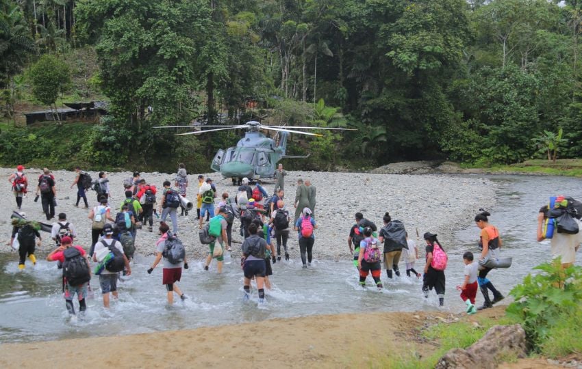 Migrantes irregulares que llegaron por la selva del Darién. Foto: Cortesía