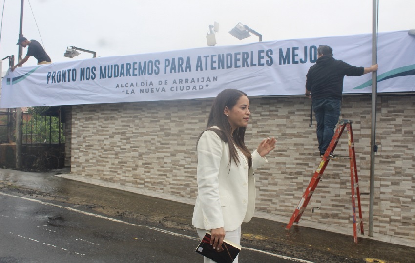 La alcaldesa de Arraiján, Stefany Peñalba, dijo que "el edificio en que actualmente funciona la alcaldía “está enfermo y es un riesgo seguir trabajando allí” .