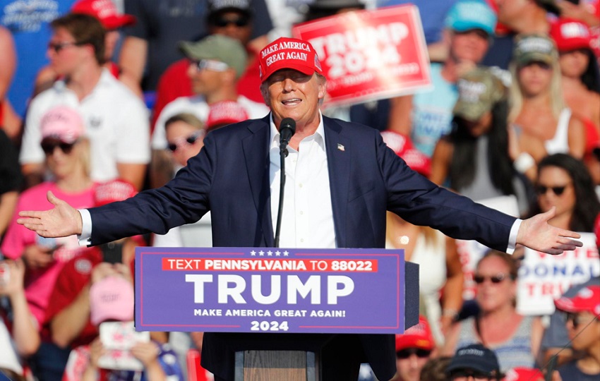 Trump se encontraba dando un mitin en Butler (Pensilvania) cuando tuvo que ser evacuado. Foto: EFE