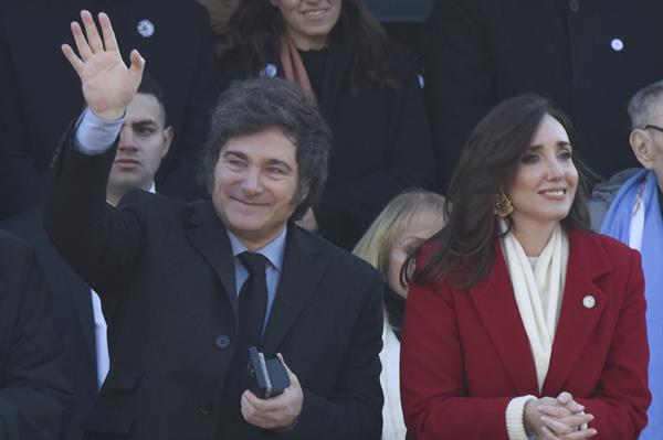 Presidente de Argentina, Javier Milei, junto a la vicepresidenta Victoria Villarruel. 