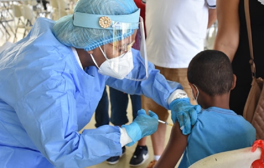 La cobertura  de vacunación sigue por debajo de la que existía antes de la pandemia.. Foto:  EFE