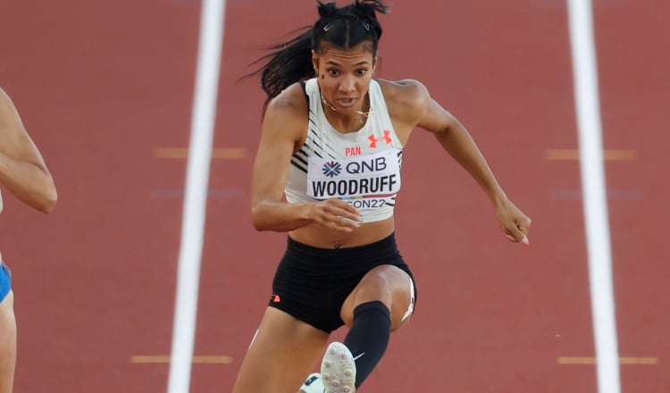 Gianna Woodruff, corredora de los 400 metros con vallas. Foto: EFE