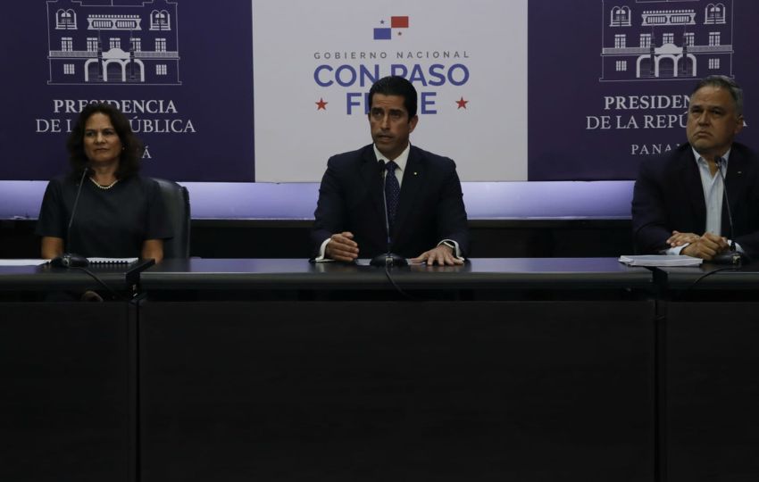  Conferencia de Prensa sobre el presupuesto del Canal de Panamá. Foto: Víctor Arosemena