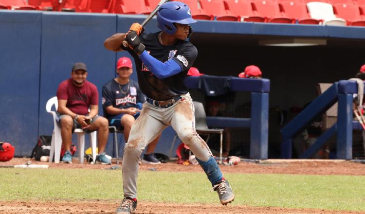 El equipo nacional del béisbol U18 se ha mantenido entrenando en el estadio Rod Carew. Foto: EFE