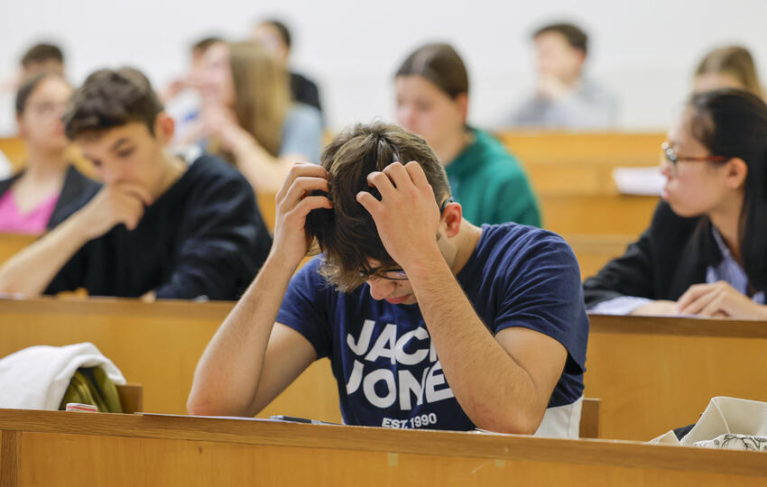 La participación universitaria de los hombres es menor que la de las mujeres. Foto: EFE 