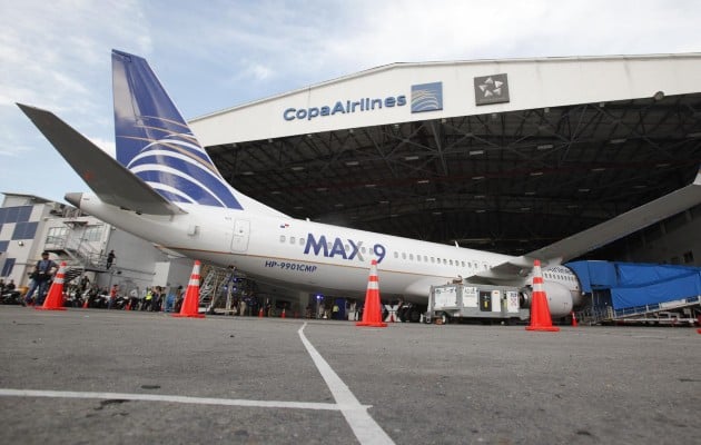 Operación de Copa Airlines en la T2. Foto: EFE.