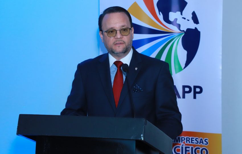 Julio Moltó, ministro de Comercio e Industrias. Foto: Cortesía