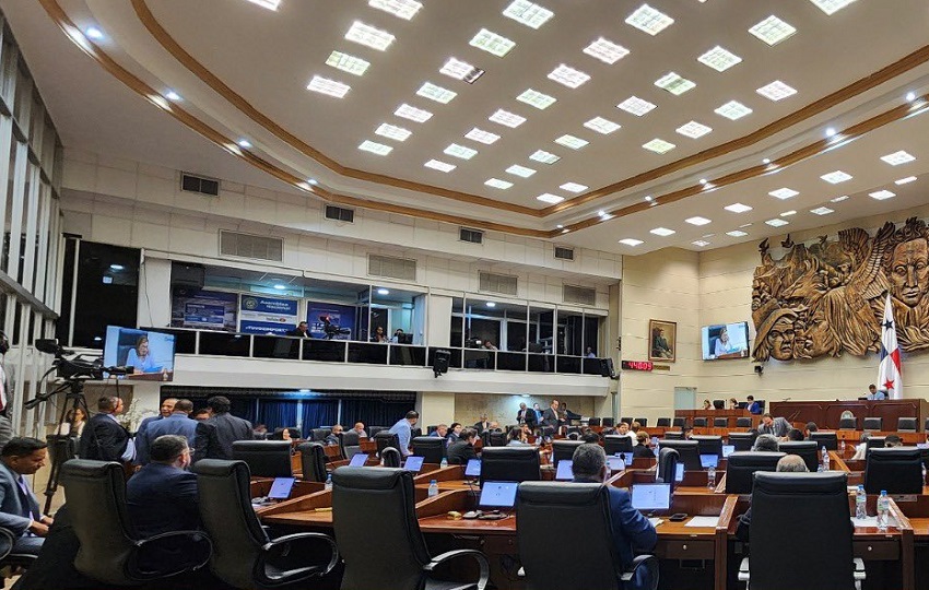 La separación de poderes y un actuar cónsono de transparencia y ética es fundamental para generar cambios. Foto: Cortesía/ Asamblea Nacional