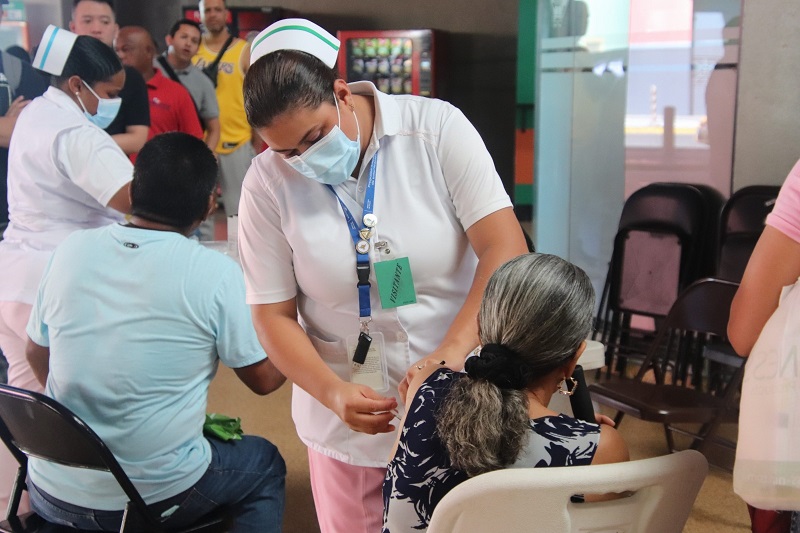 El PAI recalcó que las vacunas de la influenza se aplican en todo el país. Foto: Cortesía