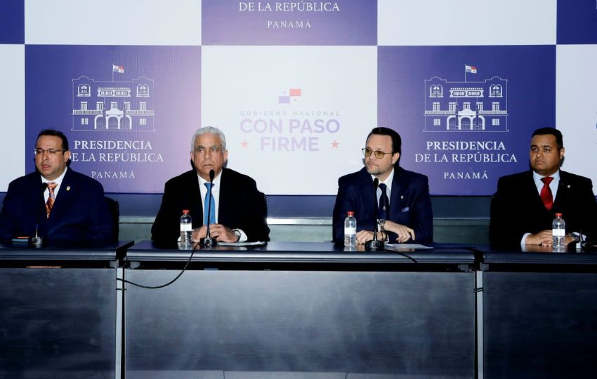 Después del Consejo de Gabinete se realizó una conferencia de prensa. Foto: Víctor Arosemena