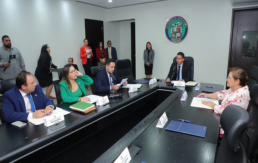 También asistirán, los gremios relacionados con el sector agropecuario, para que puedan recibir información directa sobre los puntos de vista de los funcionarios. Foto: Cortesía.