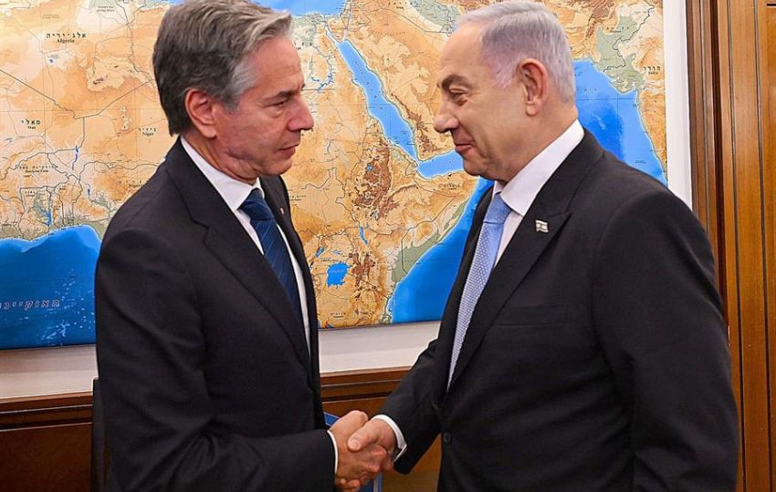 El primer ministro israelí, Benjamín Netanyahu, y del secretario de Estado estadounidense, Antony Blinken. Foto: EFE