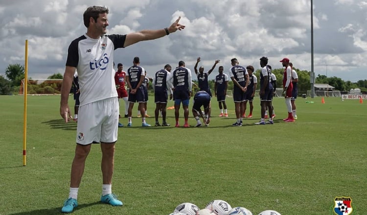 Thomas Christiansen, técnico de Panamá. Foto: Fepafut