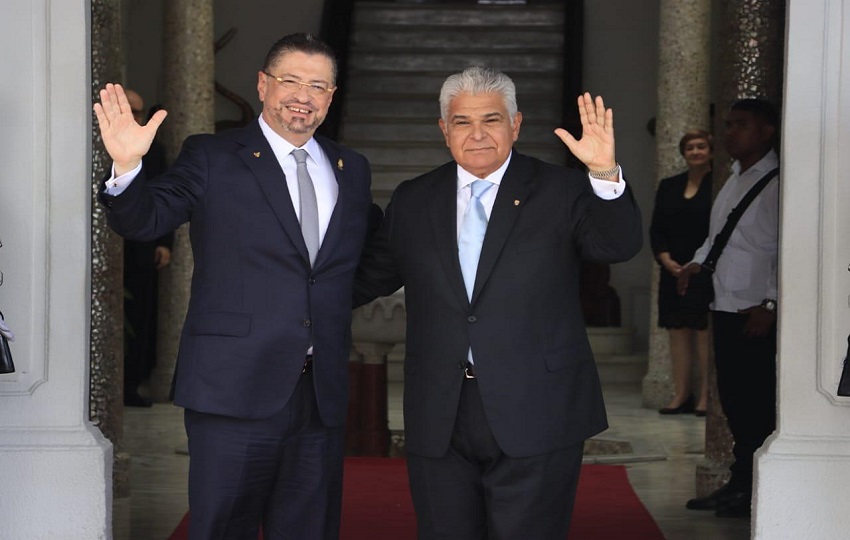 José Raúl Mulino junto al presidente de Costa Rica, Rodrigo Chaves. Foto: Cortesía.