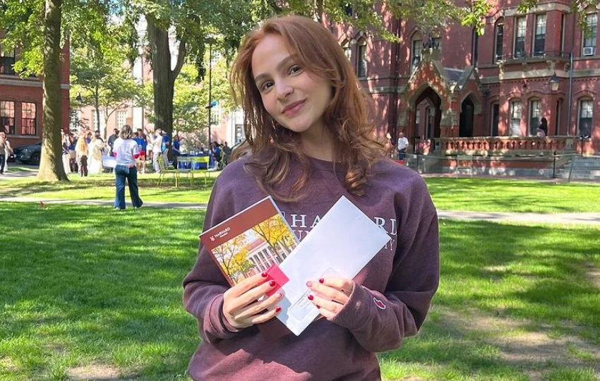 Yael Danon en el campus de Harvard. Foto: Instagram / @yaeldanon_