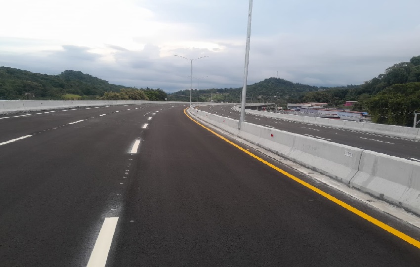 Esta nueva infraestructura beneficiará especialmente a los conductores que transitan por la carretera Interamericana, en particular a aquellos que se desplazan por el tramo de la autopista Arraiján-La Chorrera. Foto. MOP