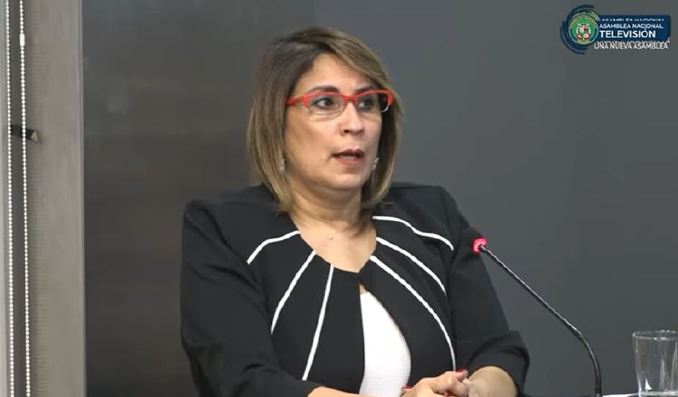 Saquina Jaramillo, directora de la LNB.