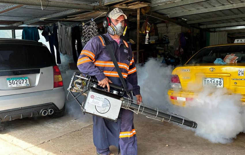 Se realizan fumigaciones para eliminar al mosquito adulto. Foto: Cortesía