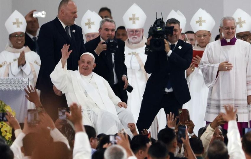 Francisco viajará mañana a Papúa Nueva Guinea, un país con mayoría de cristianos. Foto: EFE