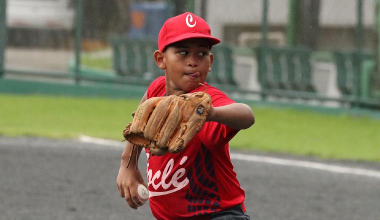 Coclé se enfrenta a Panamá Oeste. Foto: Fedebeis