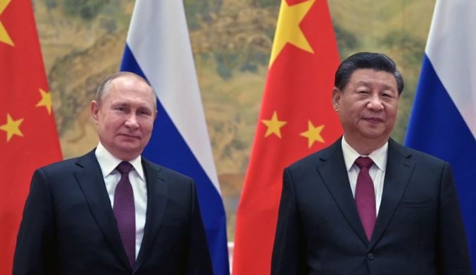 Presidente de China, Xi Jinping, junto a su homólogo de Rusia, Vladímir Putin. Foto: EFE