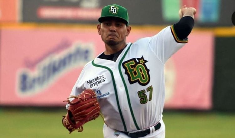 El panameño Andy Otero, lanzador de las Estrellas Orientales. Foto: Instagram