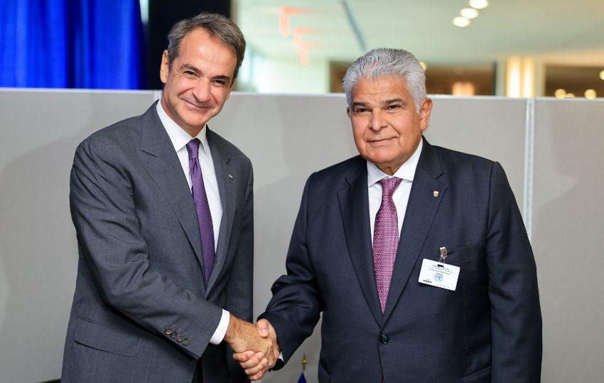 El primer ministro de Grecia, Kiriakos Mitsotakis junto al presidente de Panamá, José Raúl Mulino. Foto: Cortesía