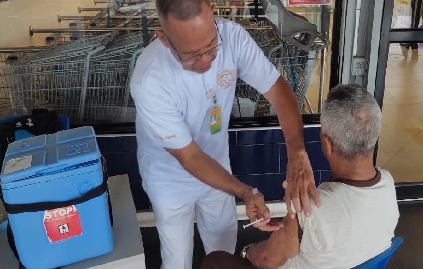 Entre los meses de enero a agosto del presente año, en todo el país se han aplicado un millón 143 mil 579 vacunas contra la influenza. Foto. Cortesía Minsa