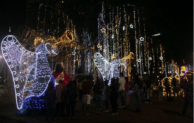 Iluminación de parques en la capital. Foto: Archivo