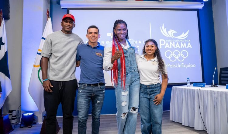 Arturo Deliser, Franklin Archibold, Atheyna Bylon y Hillary Heron. Foto: Pandeportes